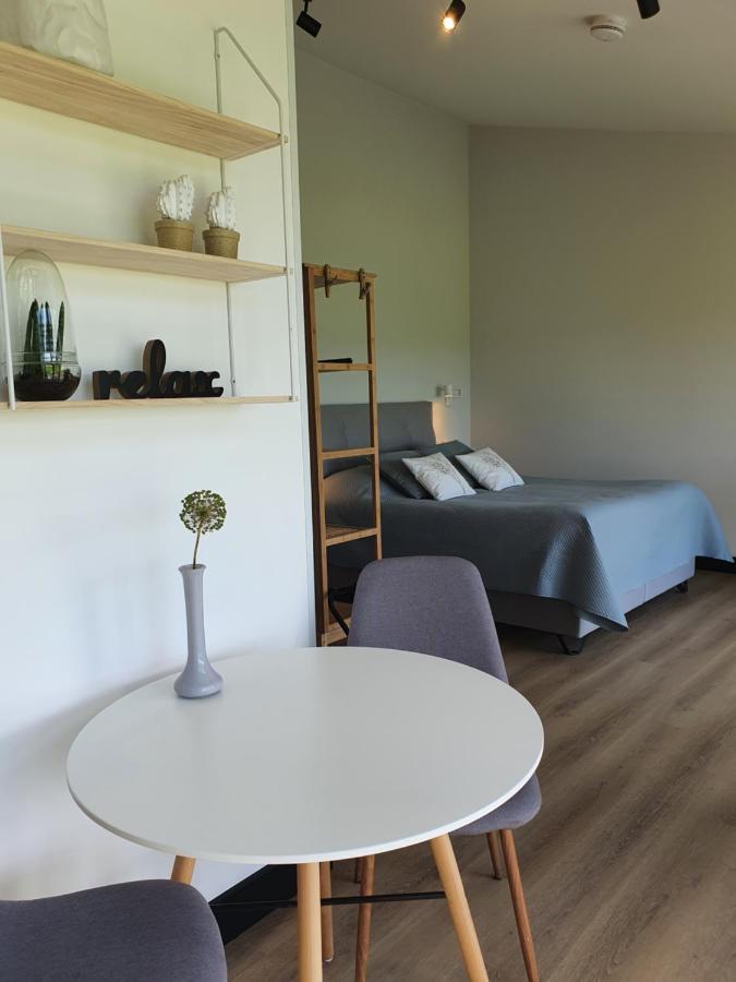 Hippe Schuur Bed & Breakfast Tytsjerk Dış mekan fotoğraf
