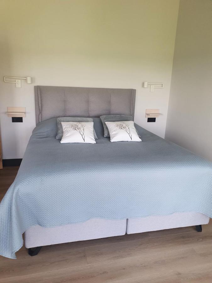 Hippe Schuur Bed & Breakfast Tytsjerk Dış mekan fotoğraf