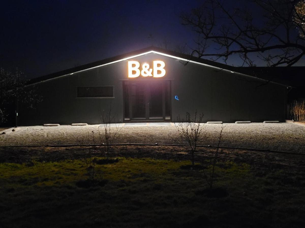 Hippe Schuur Bed & Breakfast Tytsjerk Dış mekan fotoğraf